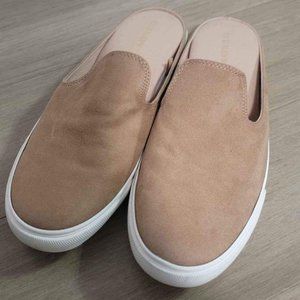 Old Navy Faux-Suede Mule Slip-On Sneakers Size 7